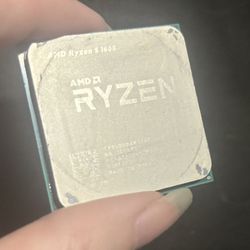 AMD Ryzen 5 1600 + Stock Cooler