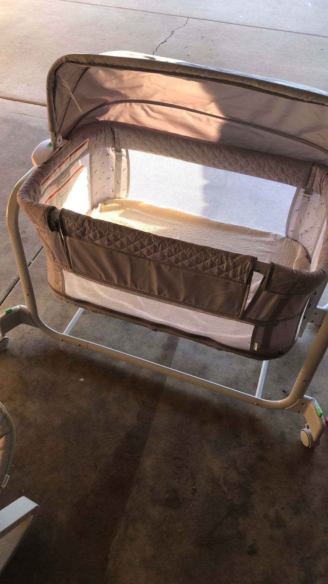 Cuna $40 Columpio $30 Y $20 La Mesedora O Todo Por $60