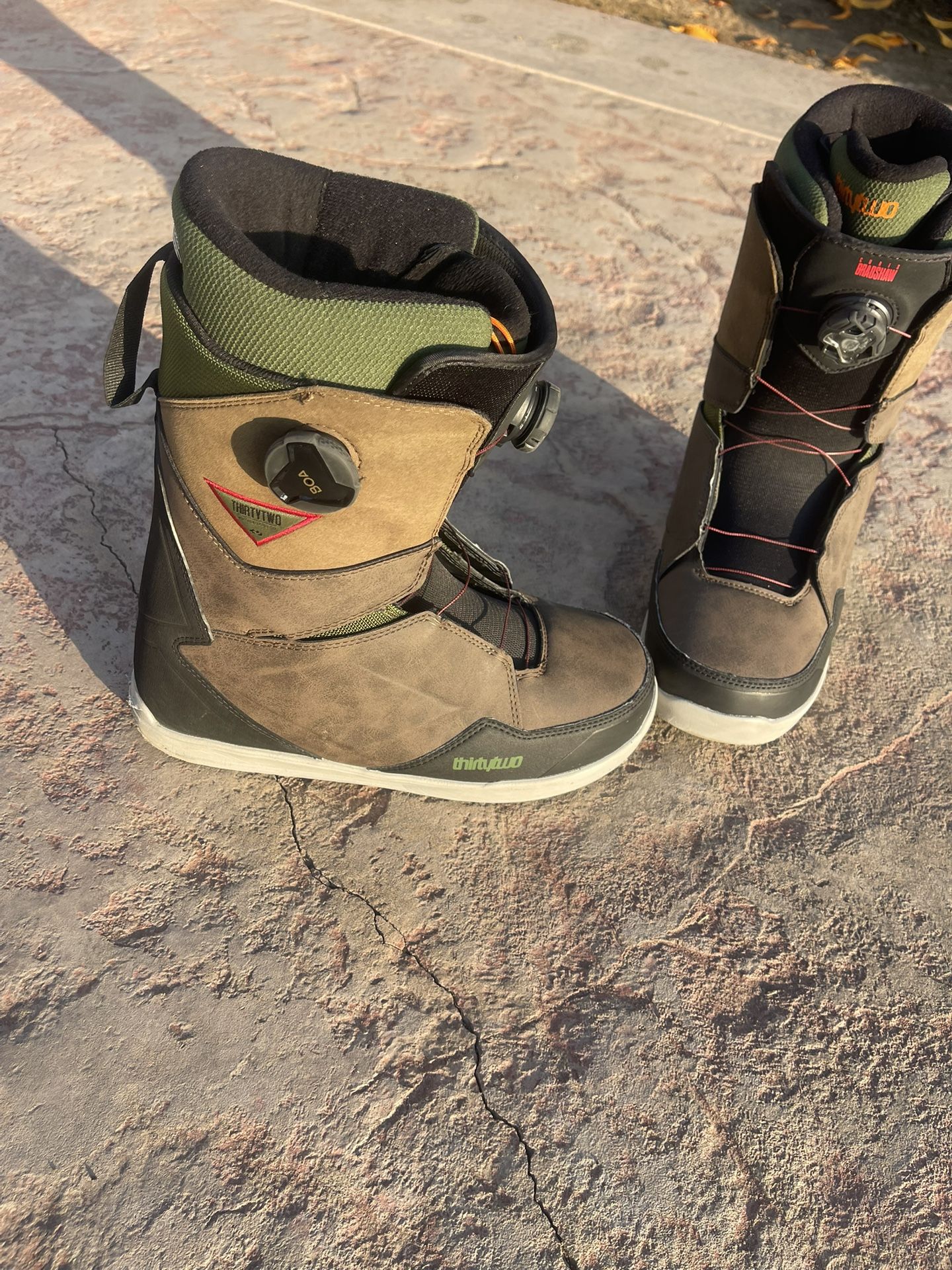 32 Bradshaw Snowboard Boots Sz 12