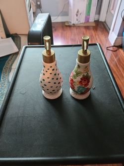 Dish Soap Dispenser Set Used