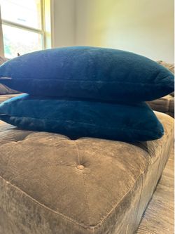 26”x26” Decorative Pillows- Peacock Color