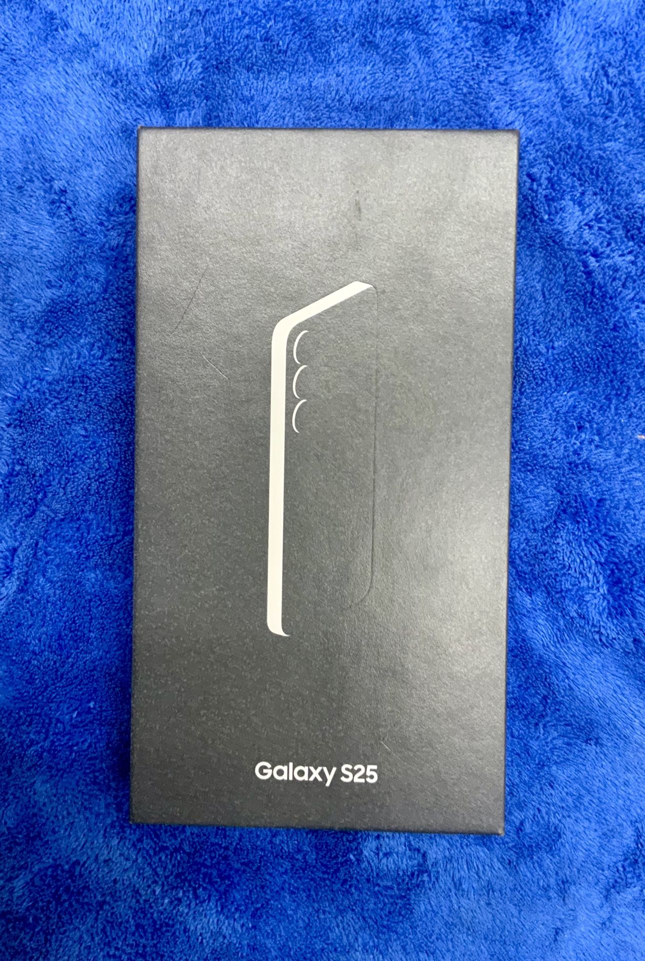 New Sealed Samsung Galaxy S25 Cellphone Smartphone Phone SM-S931U 128GB Storage Memory Verizon Carrier Network 5G Wifi Bluetooth LTE USB-C Camera Cam