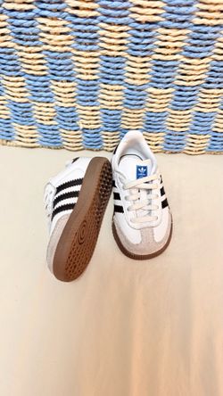 Toddler shoes