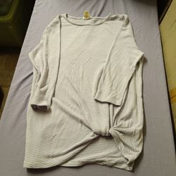 Matty M stripe top 3/4 sleeve tie bottom