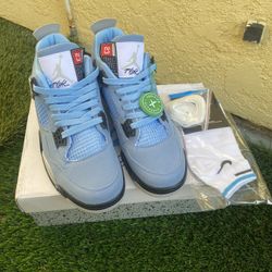 Jordan 4 Blue University 