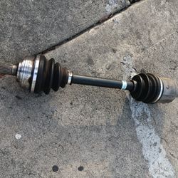 Axle Acura Integra driver side