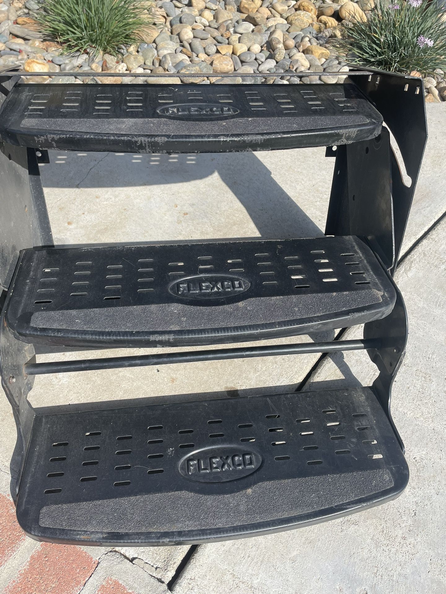 RV / Travel Trailer / Camper Steps/Stairs 