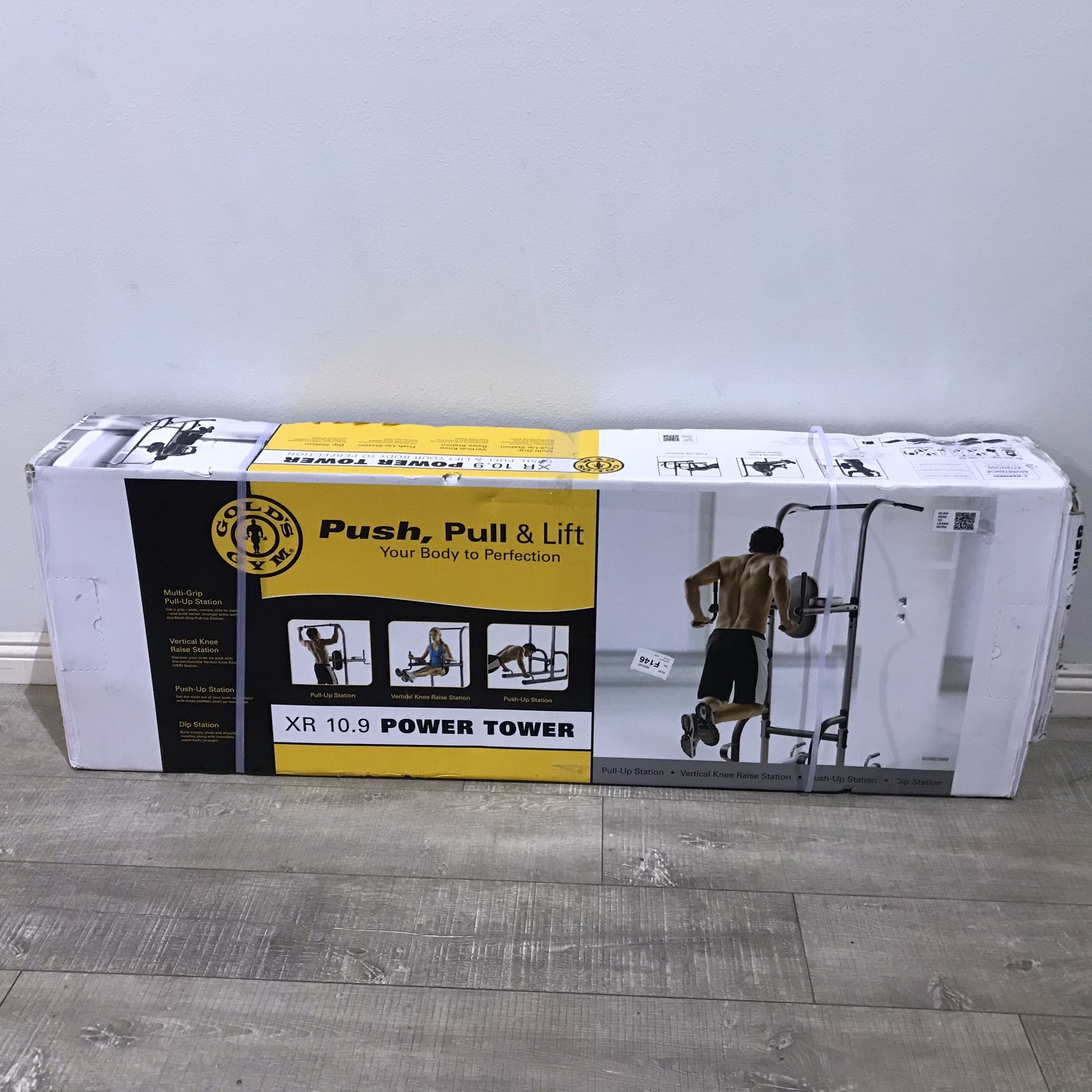 Gold's Gym XR 10.9 Power Tower with Push-Up, Pull-Up & Dip Stations