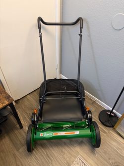 Scotts 20 in. Manual Walk Behind Reel Lawn Mower, Includes Grass Catcher