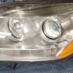 2012-2015 Mercedes Benz Ml350 Left Headlight 
