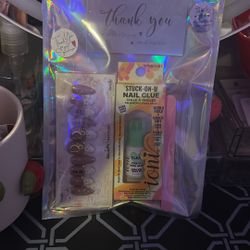 Designer Press On Nails 
