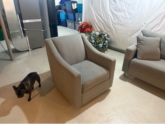 Slay grey swivel chair