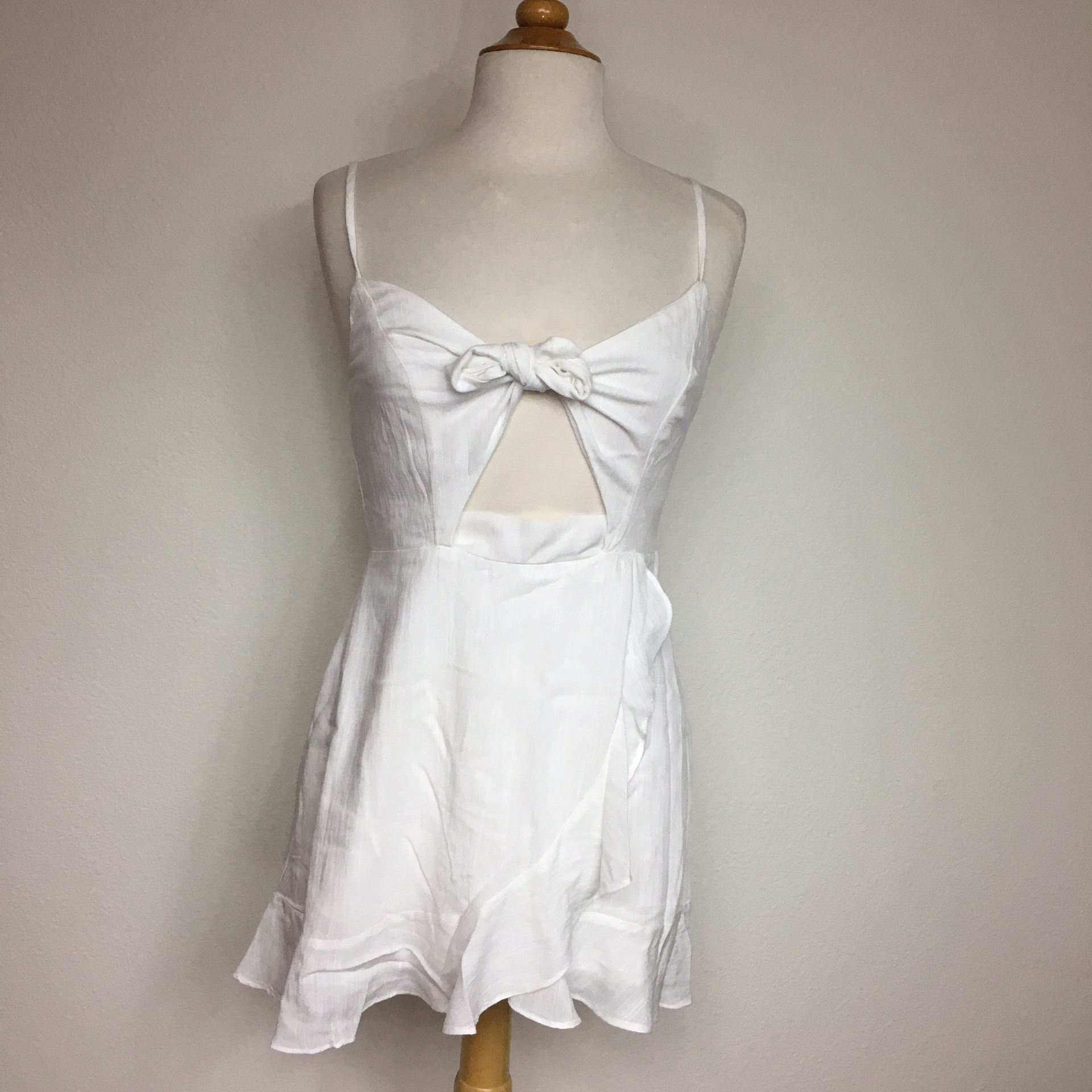 Cotton Candy LA White Tie Front Faux Wrap Cotton Mini Dress Size Medium