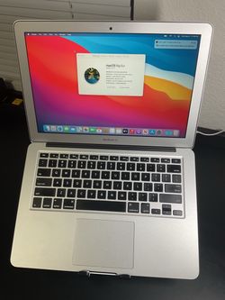Apple MacBook Air Laptop