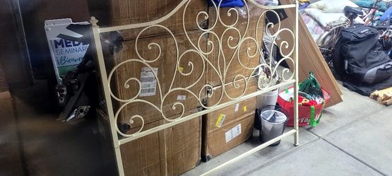 Wrought-iron Queen Ornate Headboard 