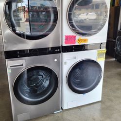 LG ThinQ WashTower Single Unit Front Load Washer 4.5 Cubic Feet  AND  Gas Dryer 7.4 Cubic Feet VW47