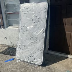 561⭐️410⭐️3893⭐️Mattresses: twin, Full, Queen, king mattresses!!!!!! Regular, plush, pillow top available!🚚!!!’⭐️ Habló Español 