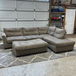 Ashley furniture Light Taupe Sectional Couch with Ottoman – Clean & Cozy!