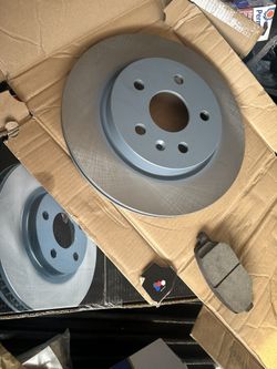 Brand New Brake Rotors And Brake Pads For 2021 Camaro
