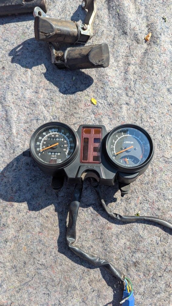1982 Suzuki GS450 Gauge Cluster 