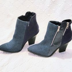 *NEW* Charmayne Navy Ankle Boot