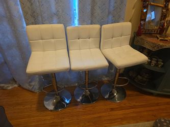 Set of 3 White Tufted Adjustable Bar Stools