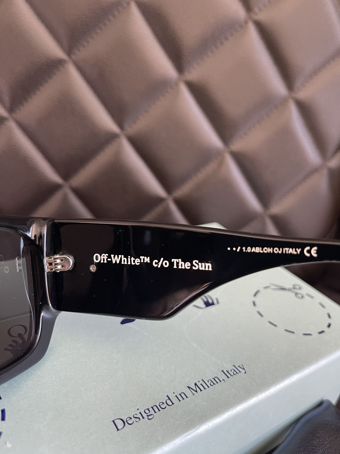 Off-white OW40018U Sunglasses for Sale in Irvine, CA - OfferUp