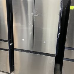 Samsung Bespoke French Door Refrigerator With Beverage Center 