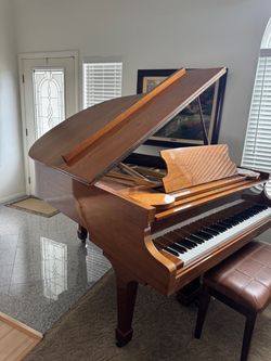 Schafer & Son’s SS-58 Baby Grand Piano