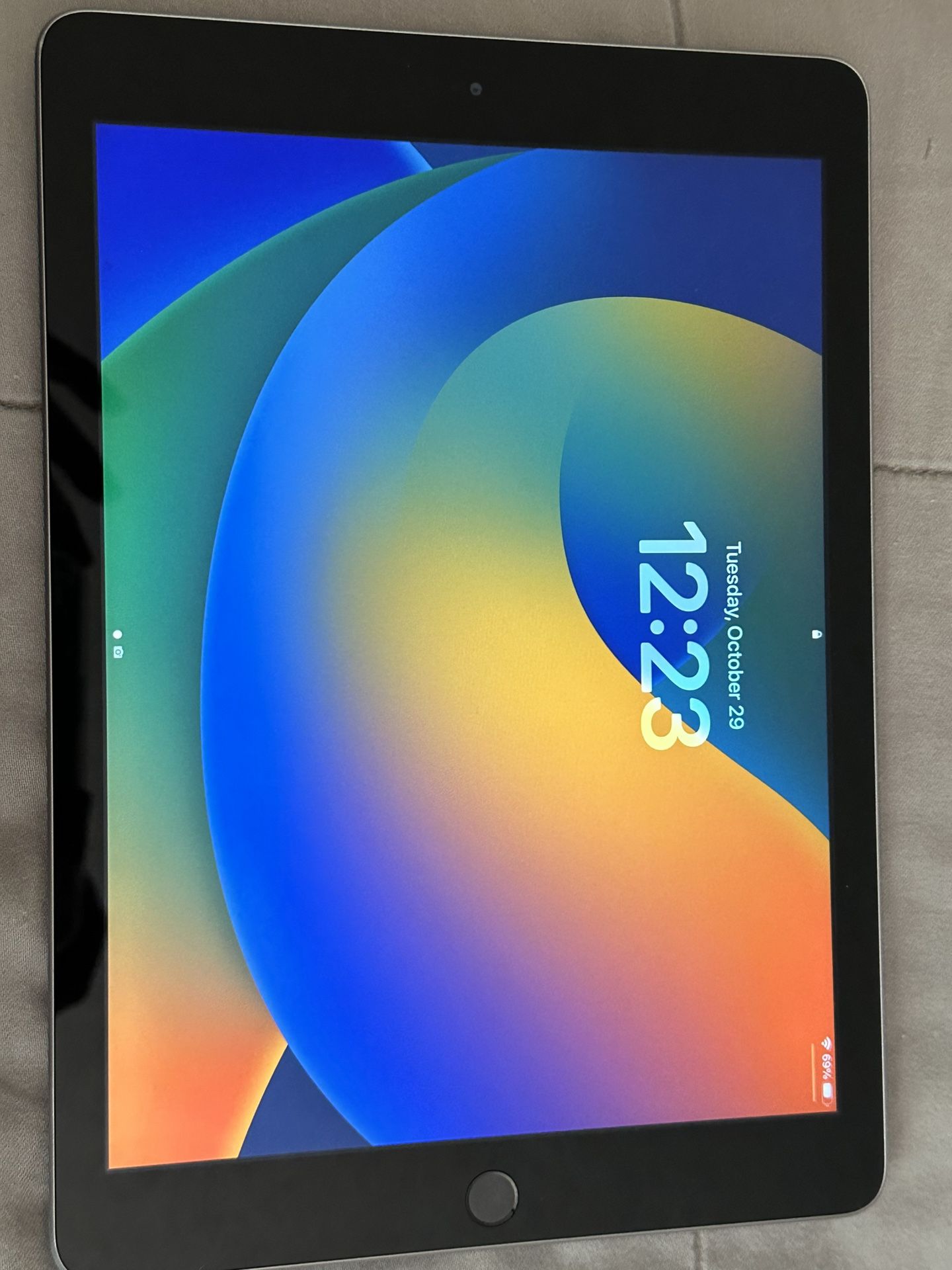 IPad 5th Generation 32 Gb