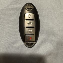 07 Nissan Altima Key Fob $20