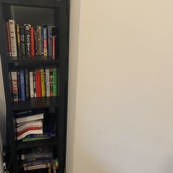 Bookcase/ Shelf Unit 