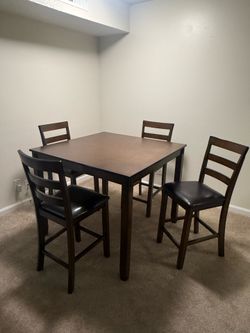 Dining room set