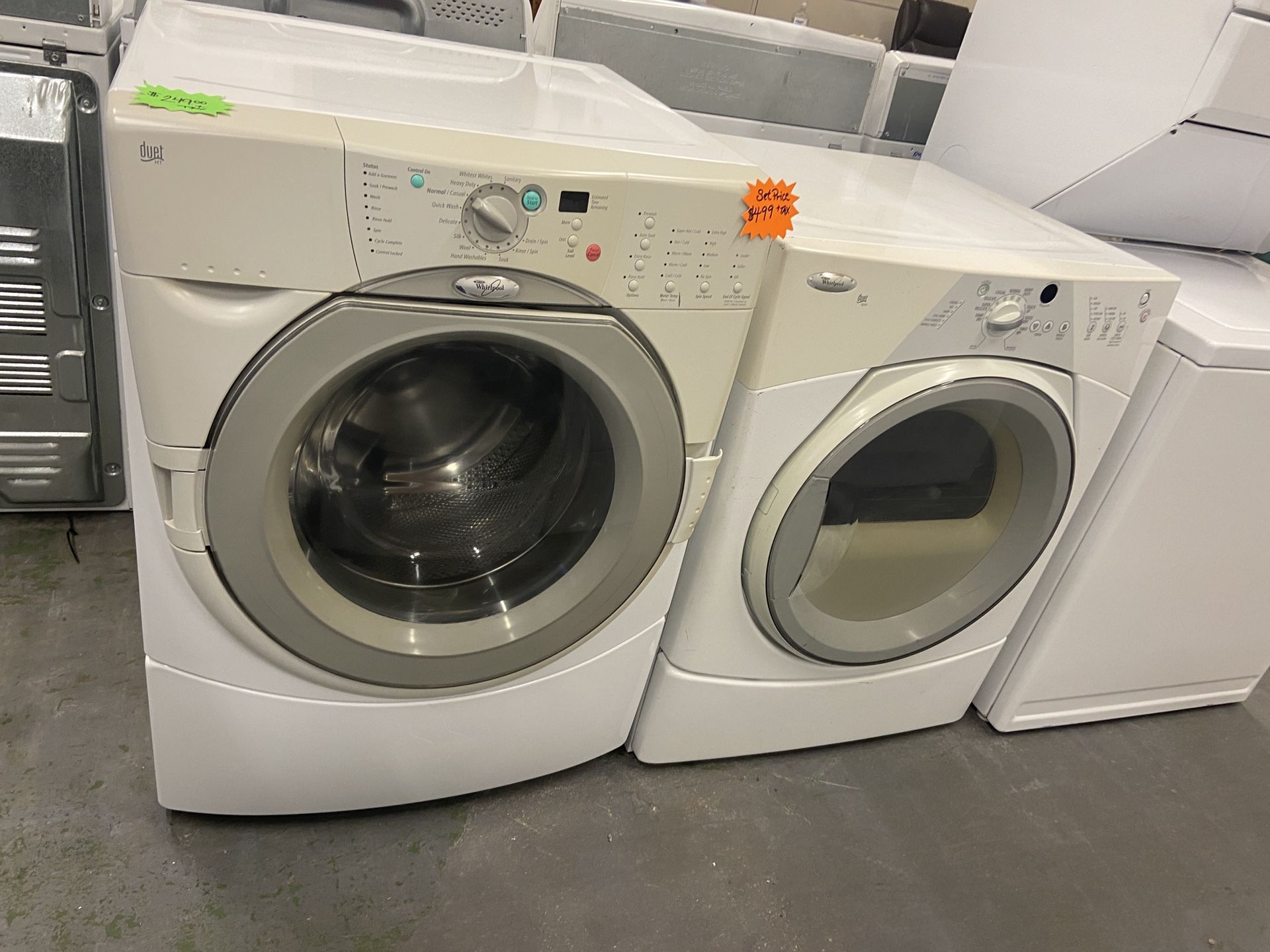 WHIRLPOOL DUET WASHER AND DRYER SET