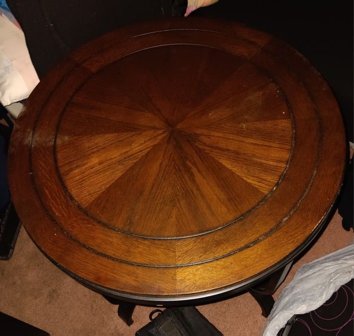 Round Coffee table and 2 end tables.