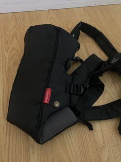 Infantino baby carrier