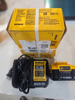 NEW DeWalt DCF845B XR Impact Driver Kit w/ 5.0Ah Battery & Charger