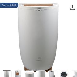 Haven Towel Warmer in White/Wood for Sale in Chicago, IL - OfferUp