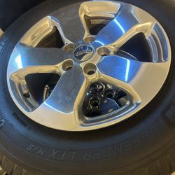 Jeep Grand Cherokee Overland 2012