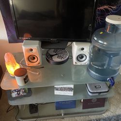 Free TV, Stand & Speakers 