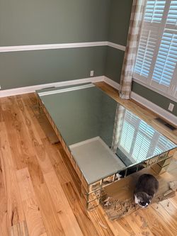 Glass mirror table