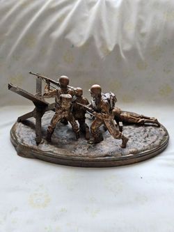 Sledgehammer Games Call Of Duty WWII 2017 Valor Collection Triforce Figurex 15 Inches Long