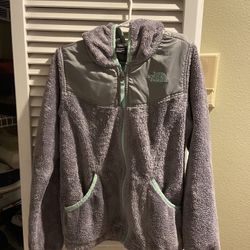 LOT OF 6 JACKETS+DRESS GIRLS WINTER Size 10-12, The North Face