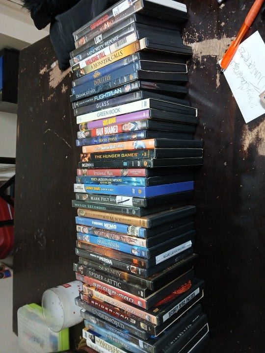 Bunch Of Stuff... Make Me An Offer!!!
