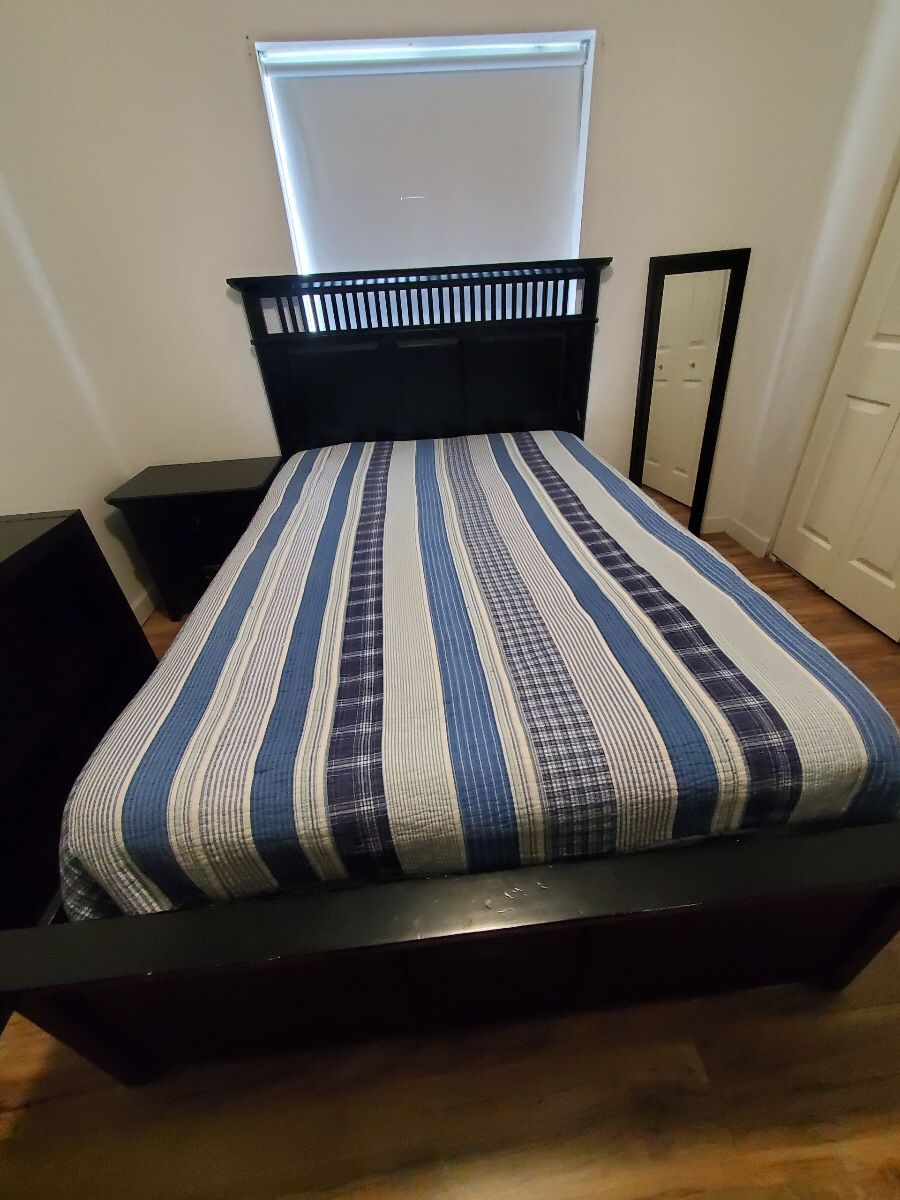 Black bed frame for full size mattress