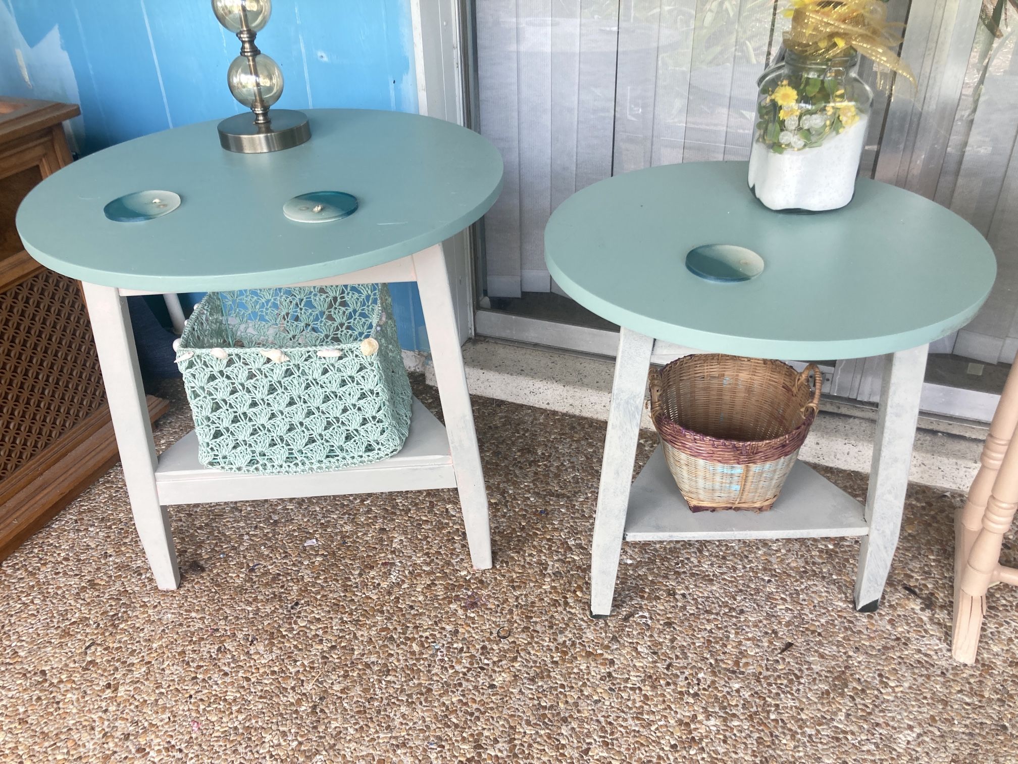 Matching “Lane Furniture” Side Tables