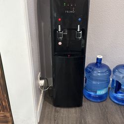 Water Dispensar