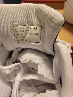 Men's Sneakers Size 9M