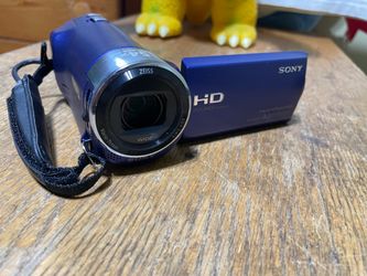 Sony HDR-CX240 Full HD Handycam Camcorder-Blue With 32GB SD Card