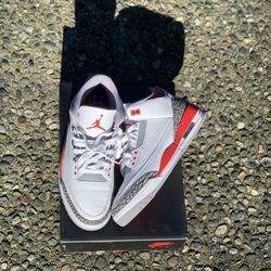 Jordan 3 Fire Red 